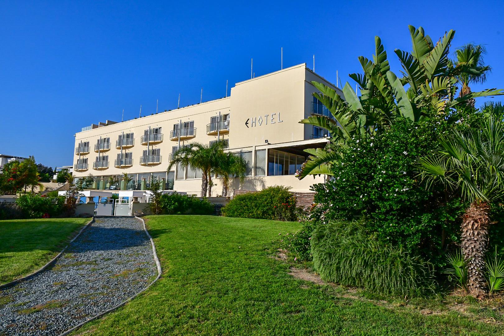 E-Hotel Larnaca Resort & Spa Perivolia Exterior photo